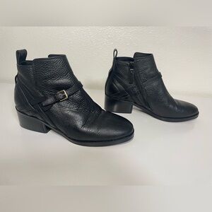 Cole Haan Pearlie Leather Ankle Bootie Heels Boots Zipper Round Toe Black 6.5B